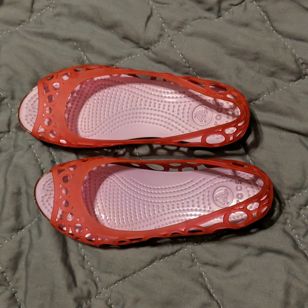 Crocs Slip-on open toe flat